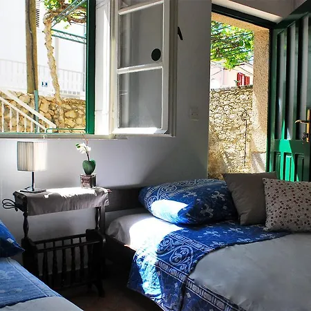 & Lada Apartment