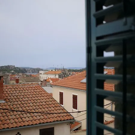 Apartment & Lada Sibenik